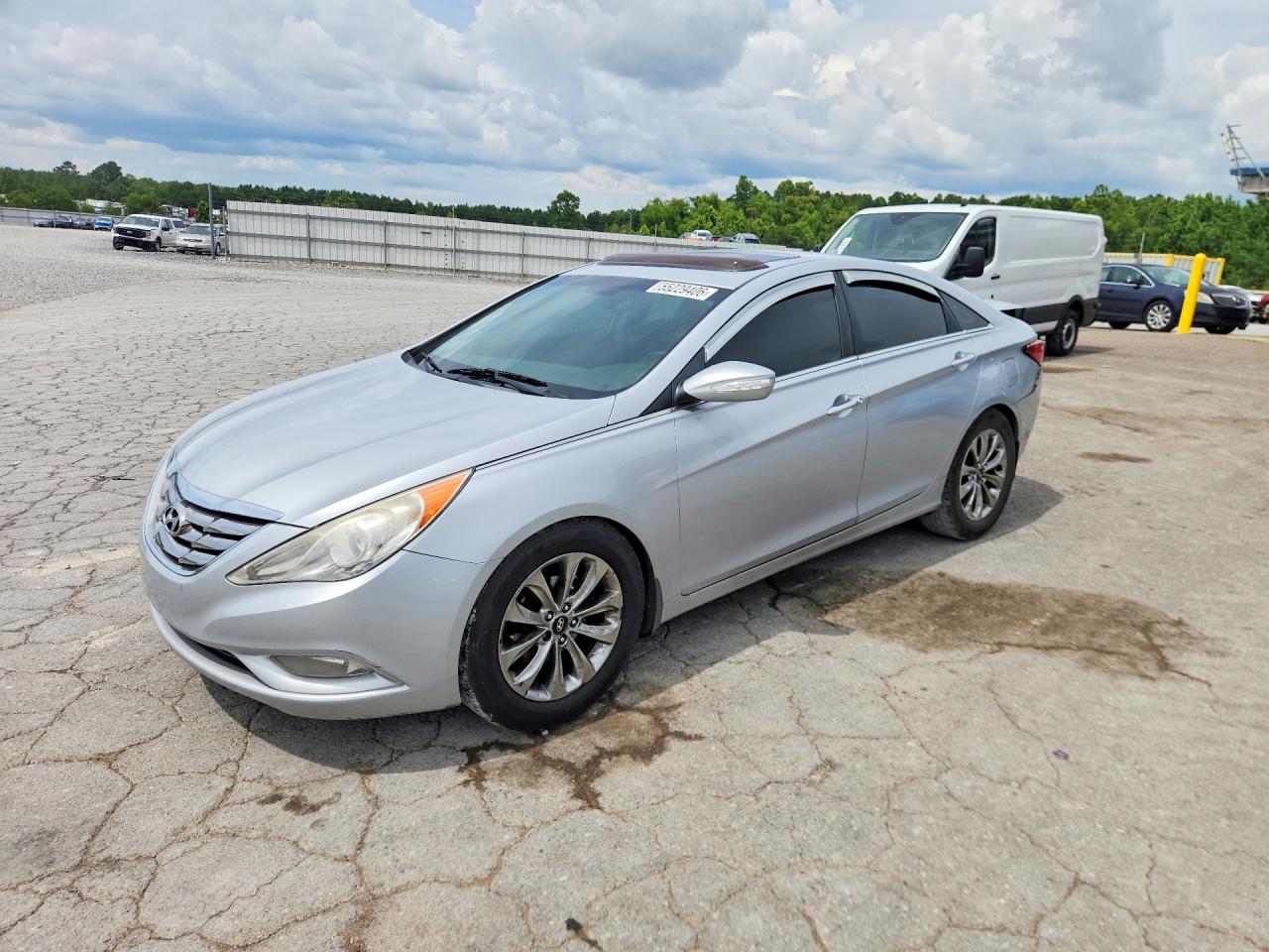 Salvage Hyundai SONATA Image