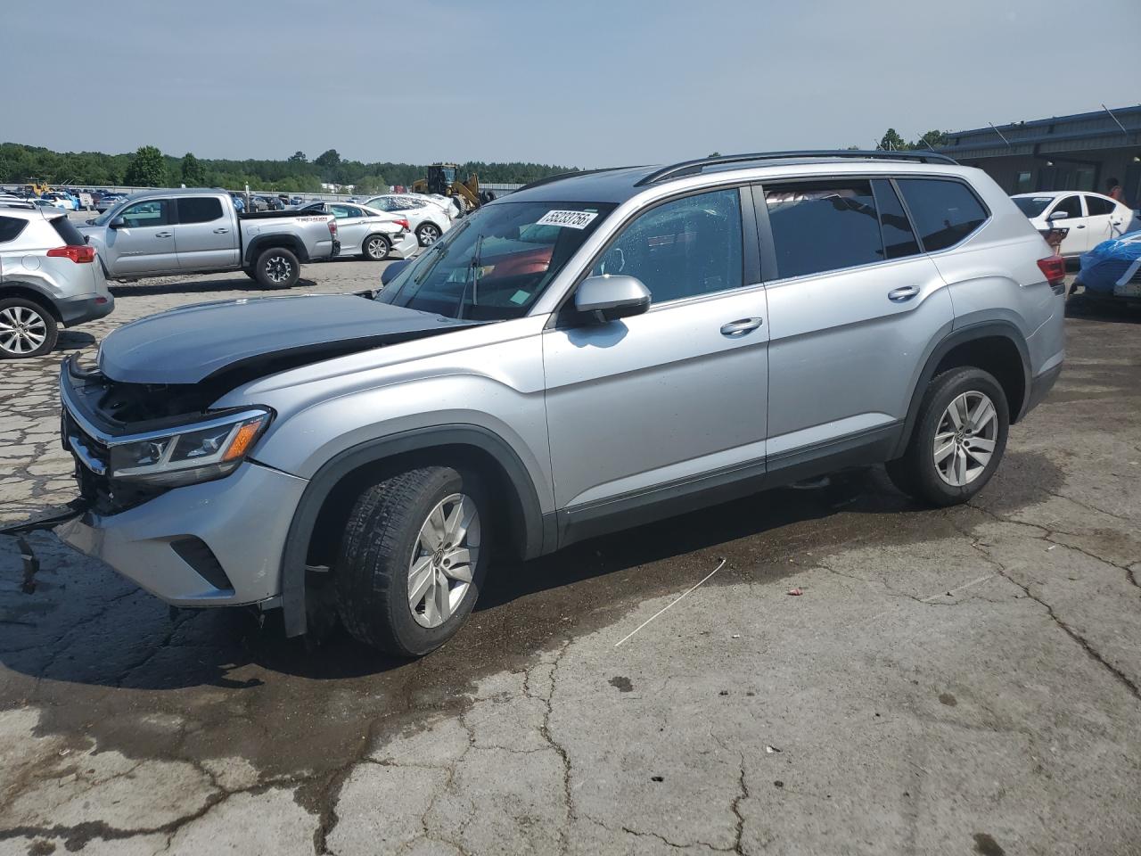 Salvage Volkswagen Atlas Image