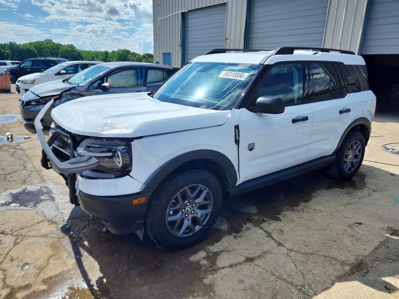 Salvage Ford Bronco Image