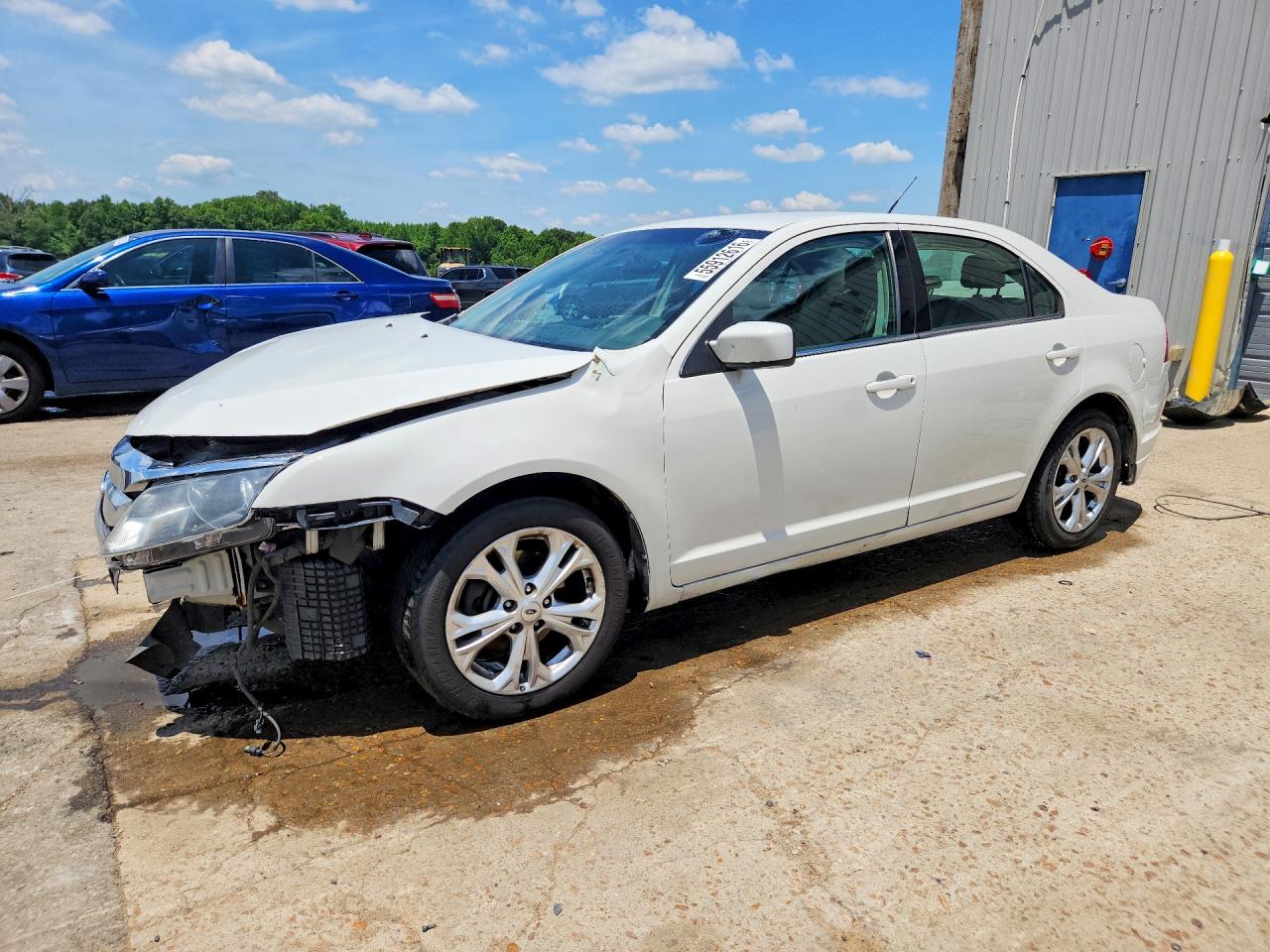 Salvage Ford Fusion Image