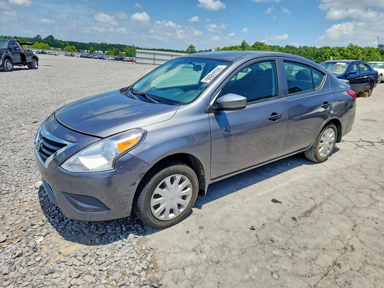 Salvage Nissan Versa Image