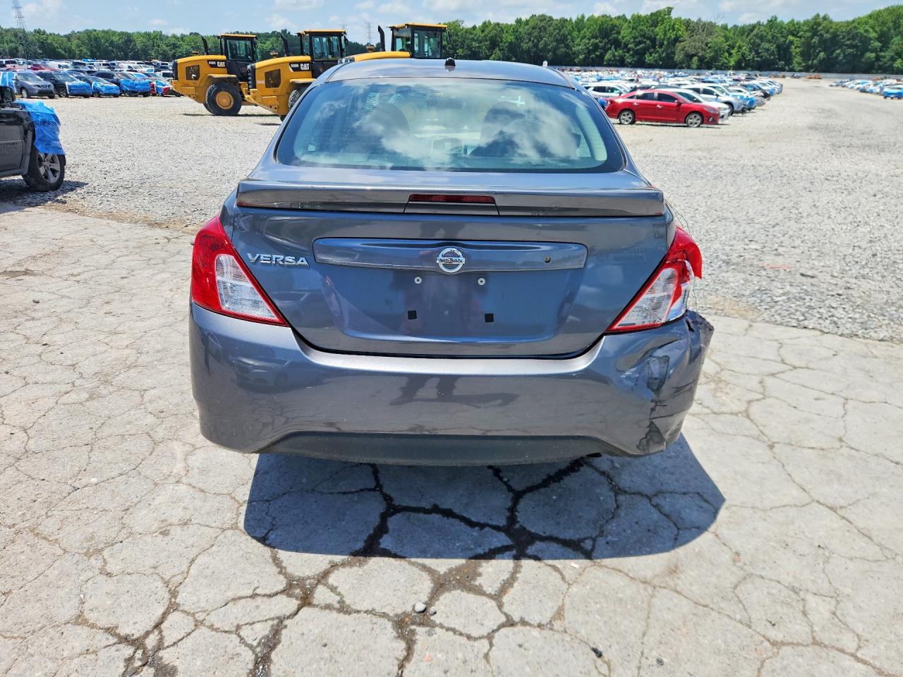 Nissan Versa 1.6 S Plus