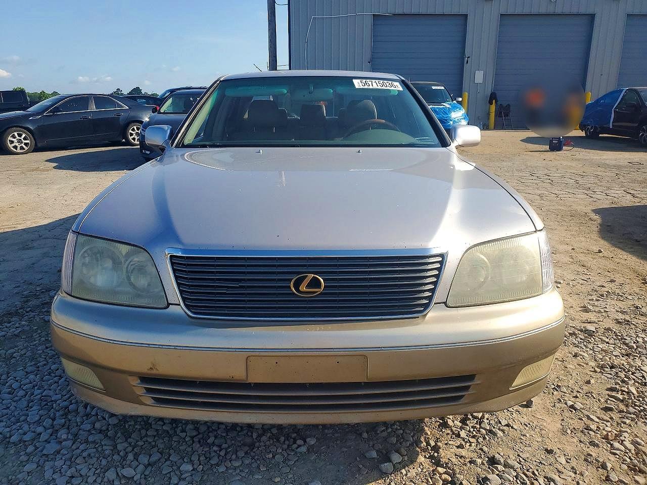 Lexus LS 400