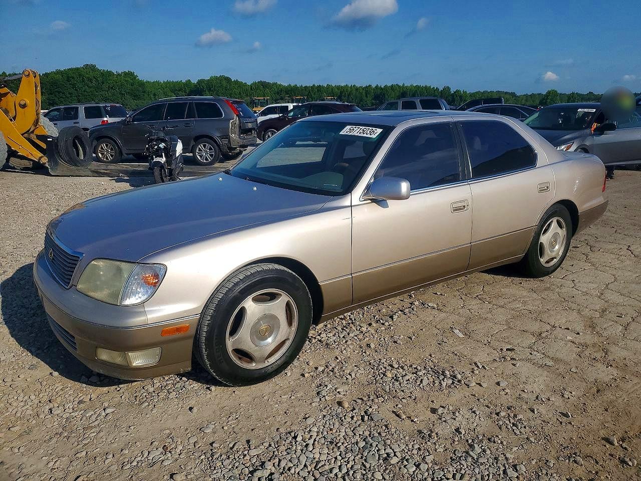 Salvage Lexus LS Image