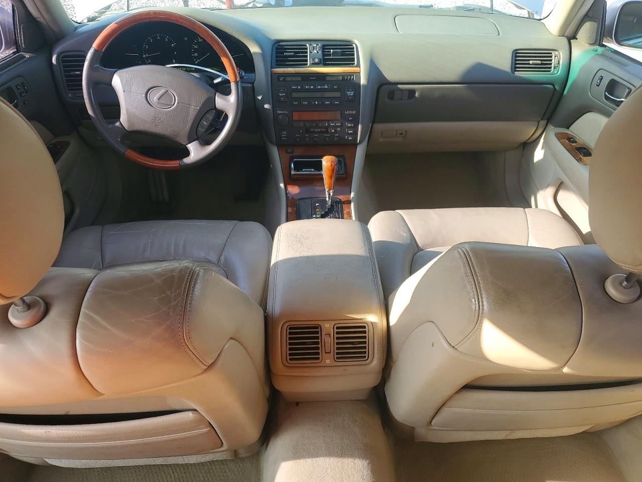 Lexus LS 400