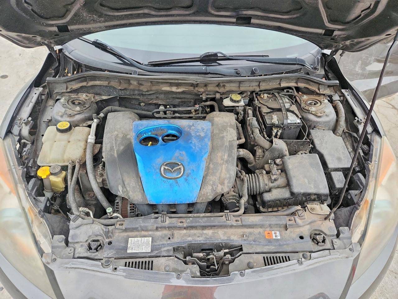 Mazda 3 I