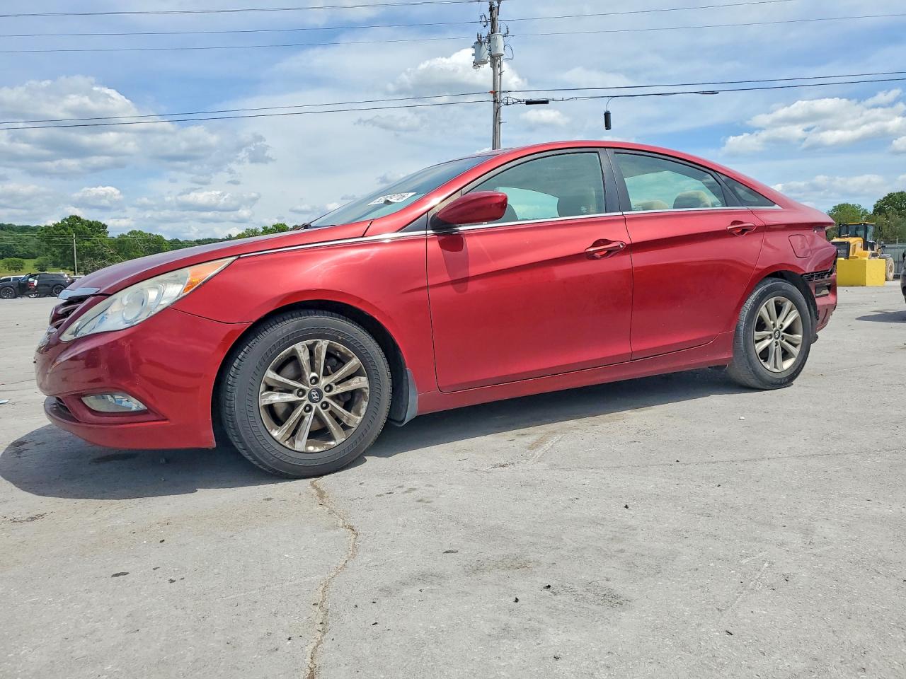 Salvage Hyundai SONATA Image