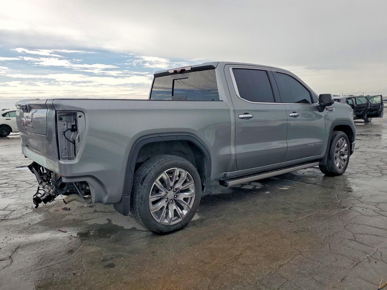 GMC Sierra K1500 Denali