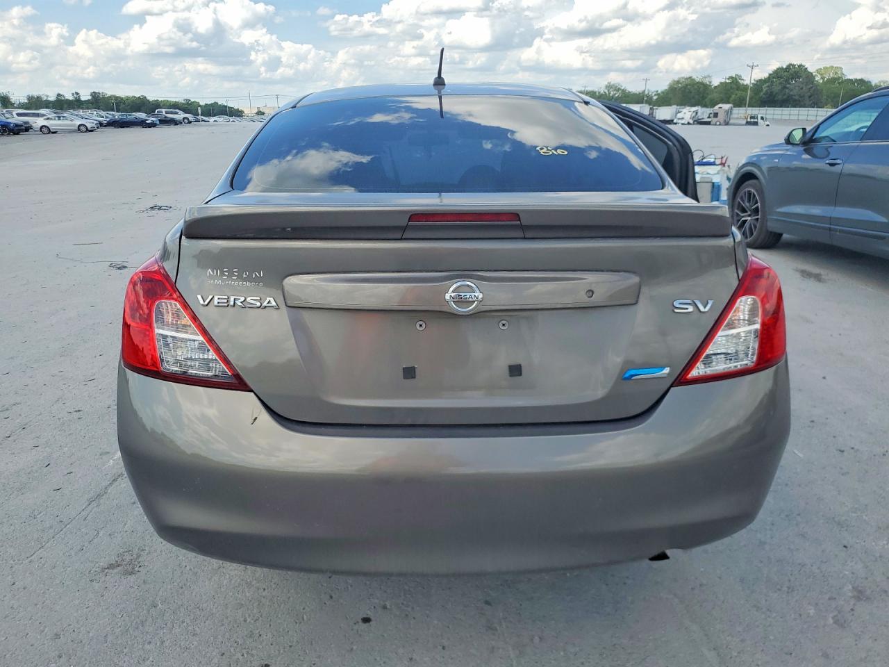 Nissan Versa 1.6 Sv