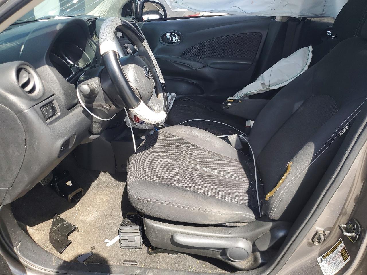 Nissan Versa 1.6 Sv