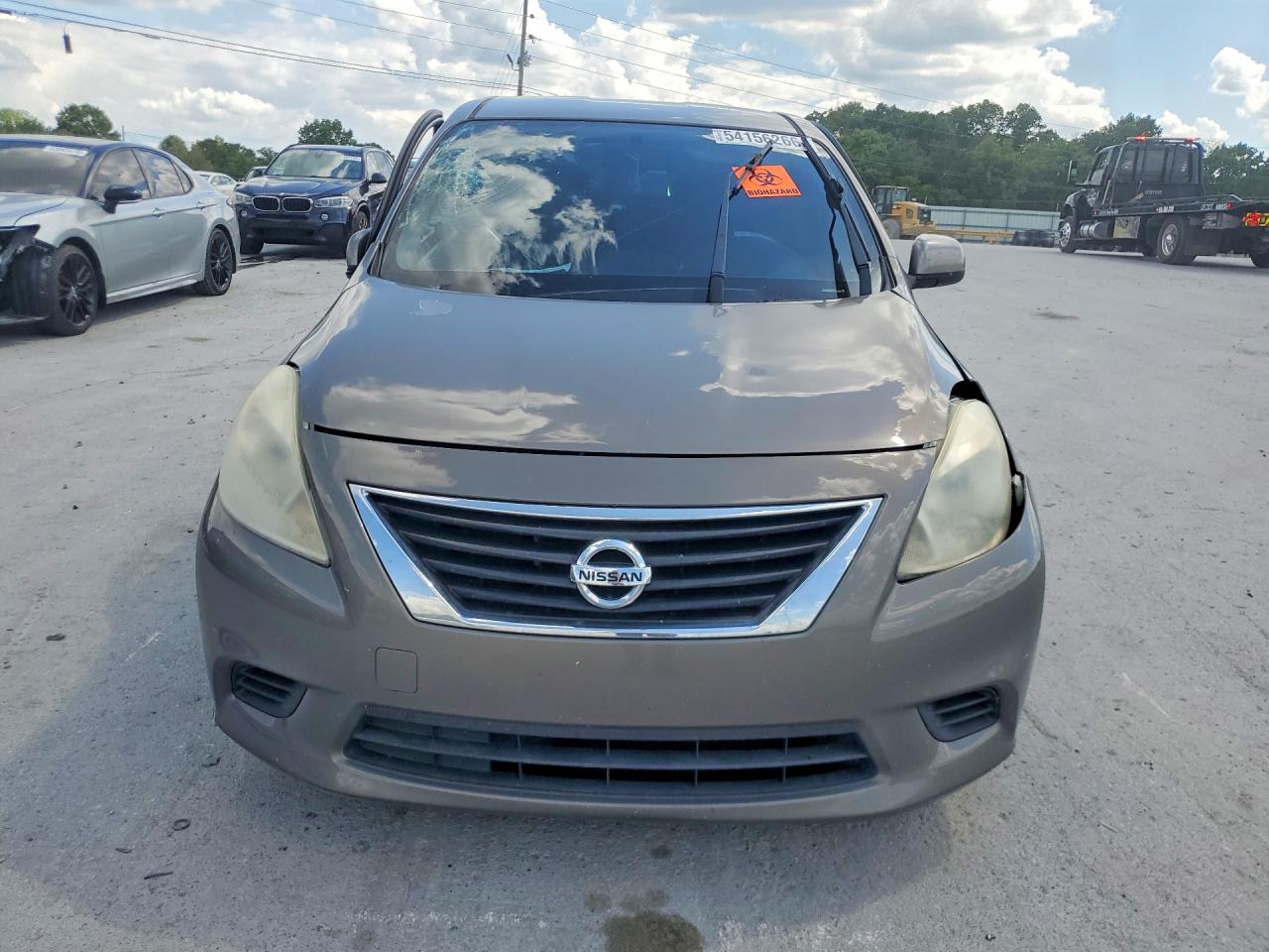 Nissan Versa 1.6 Sv