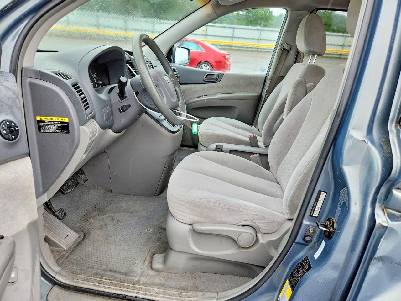 Kia Sedona Lx