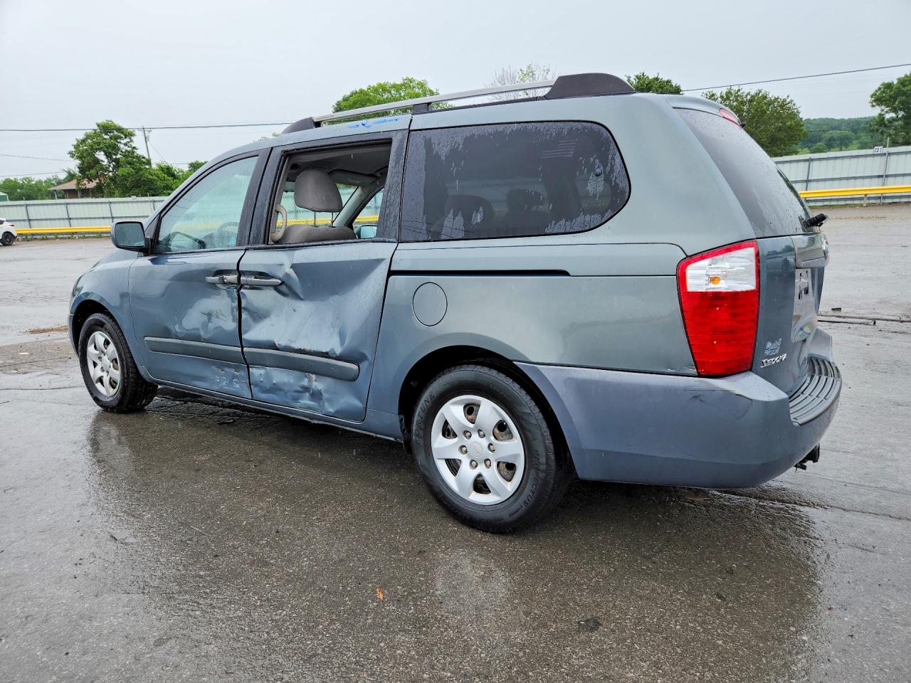 Kia Sedona Lx