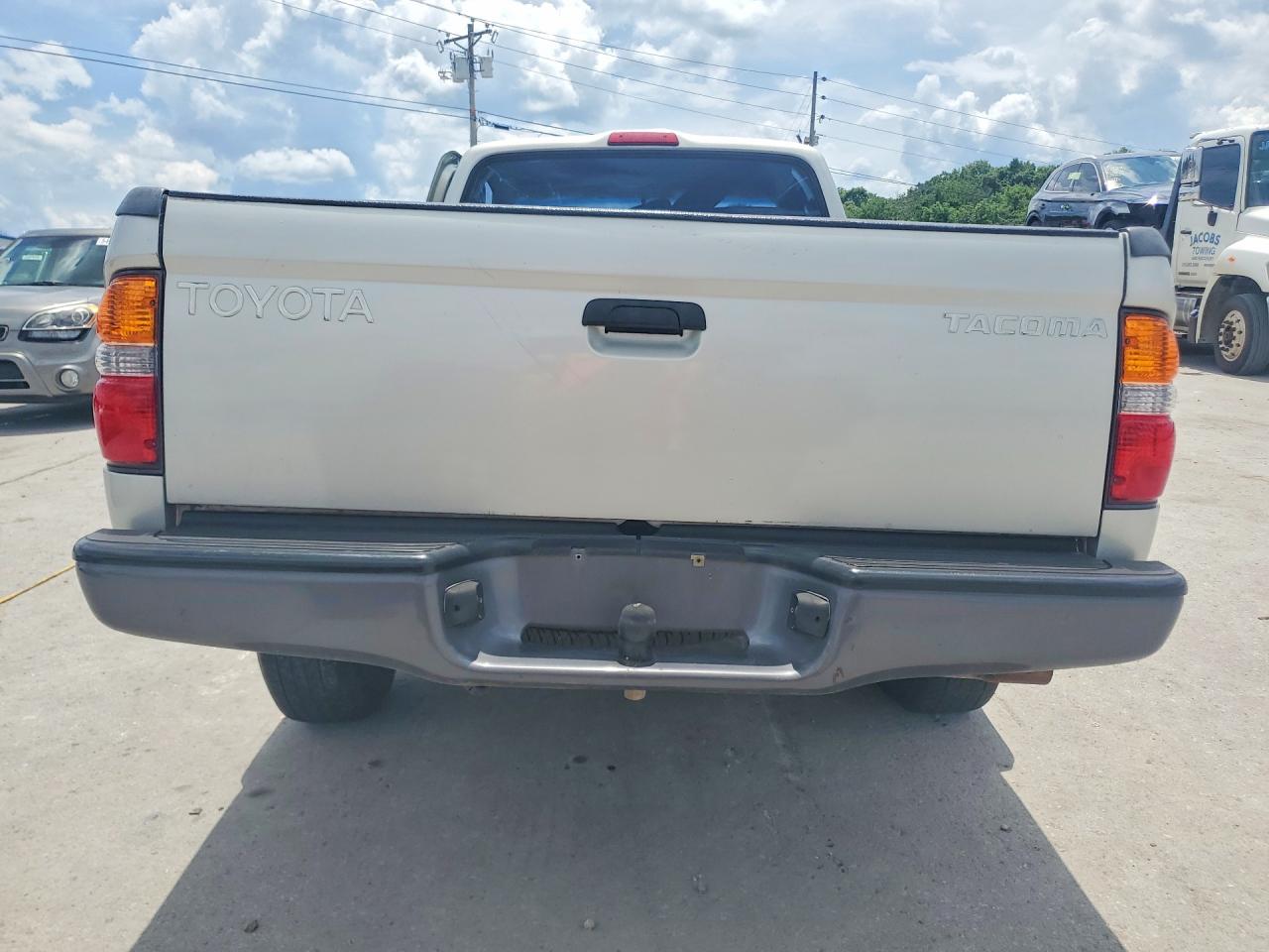 Toyota Tacoma Base