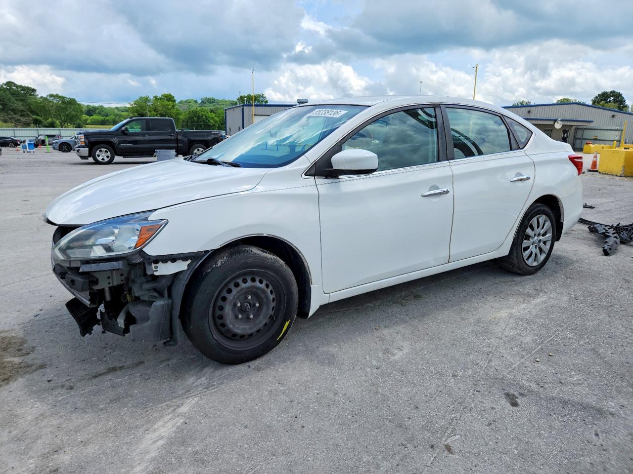 Salvage Nissan Sentra Image