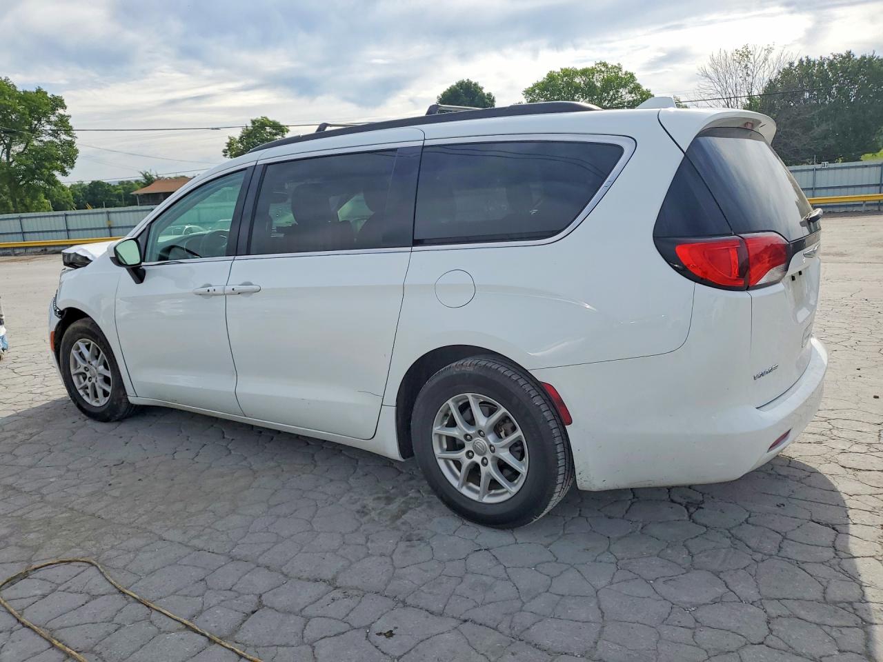 Chrysler Minivan Lxi