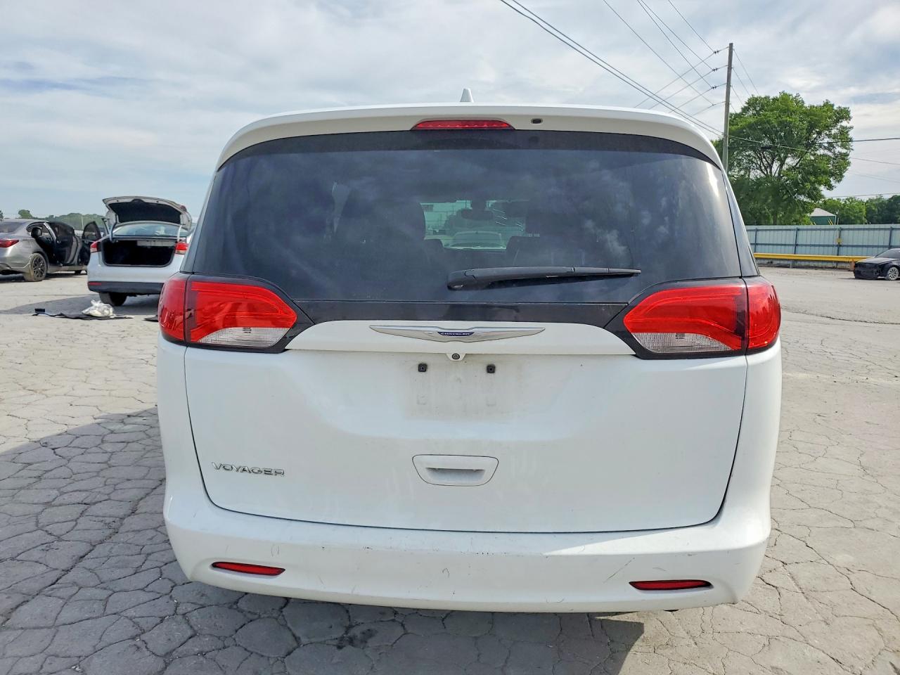 Chrysler Minivan Lxi