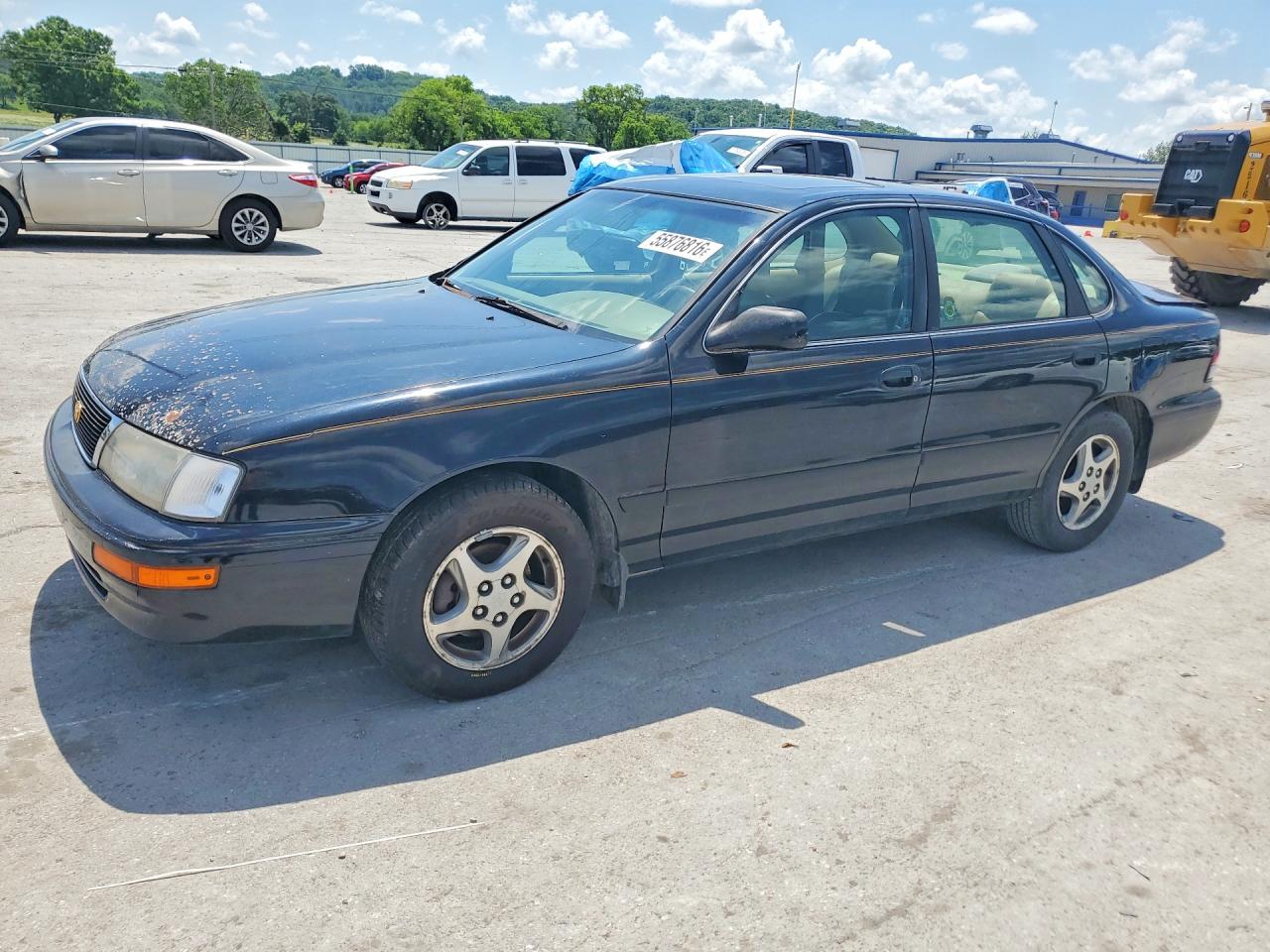 Salvage Toyota Avalon Image