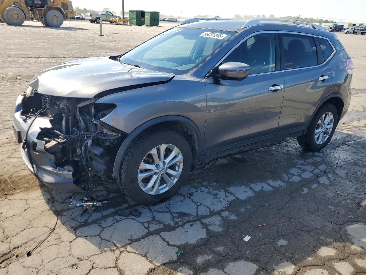 Salvage Nissan Rogue Image