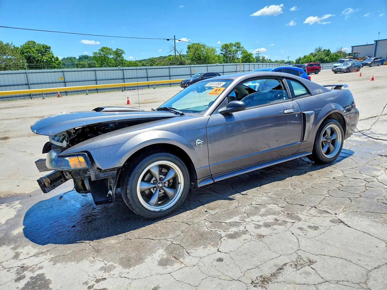 Salvage Ford Mustang Image
