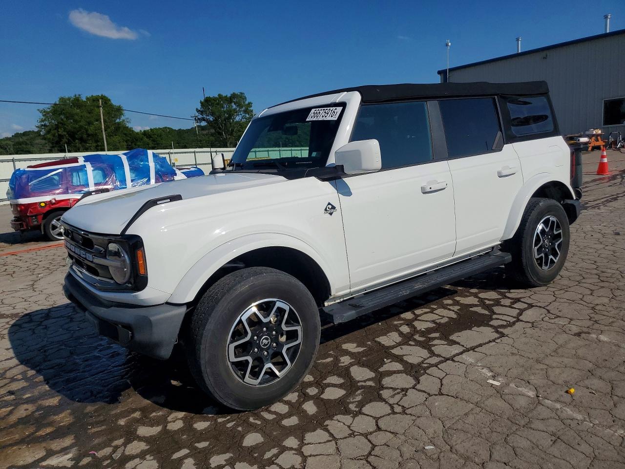 Salvage Ford Bronco Image