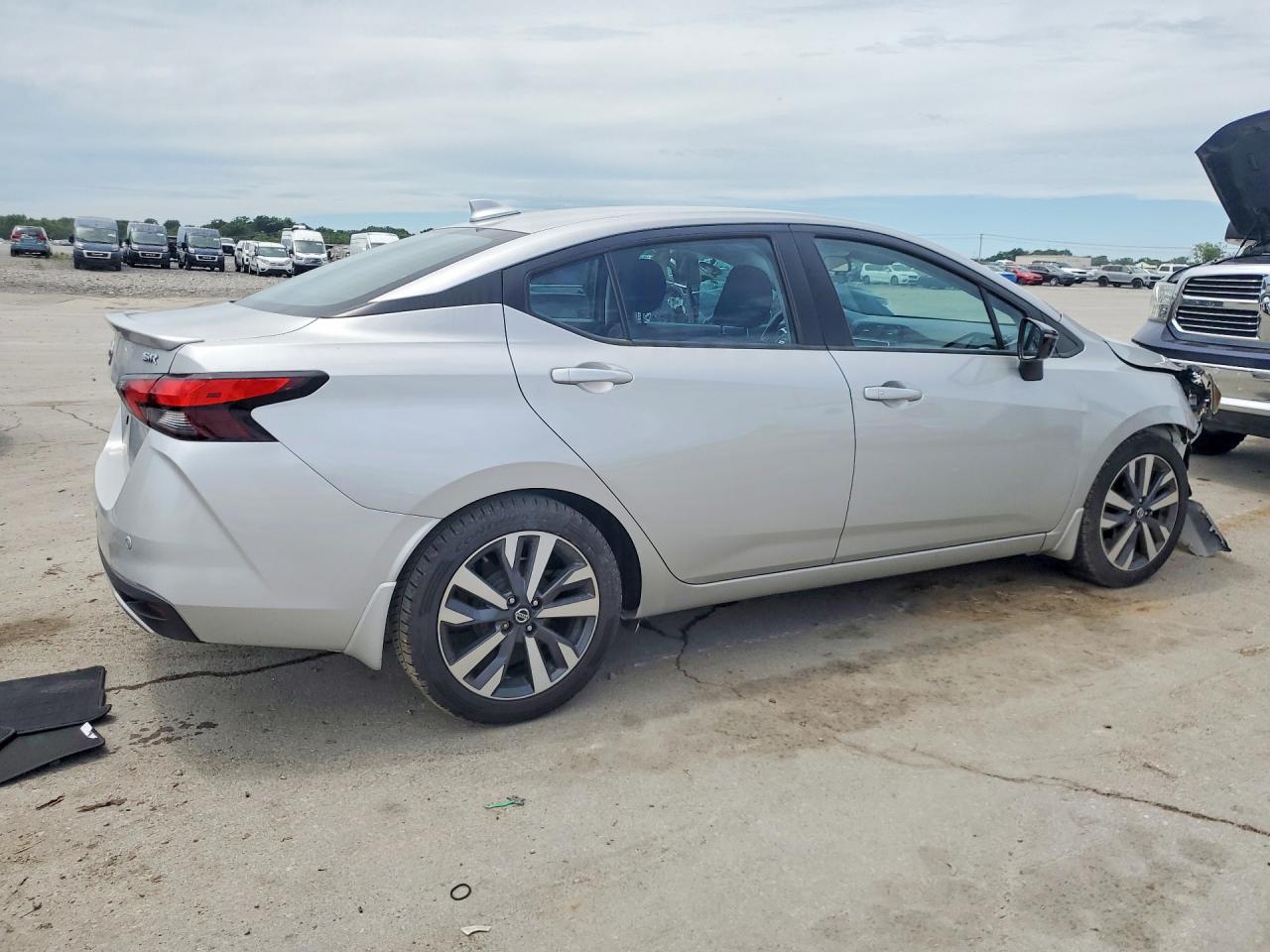 Nissan Versa Sr