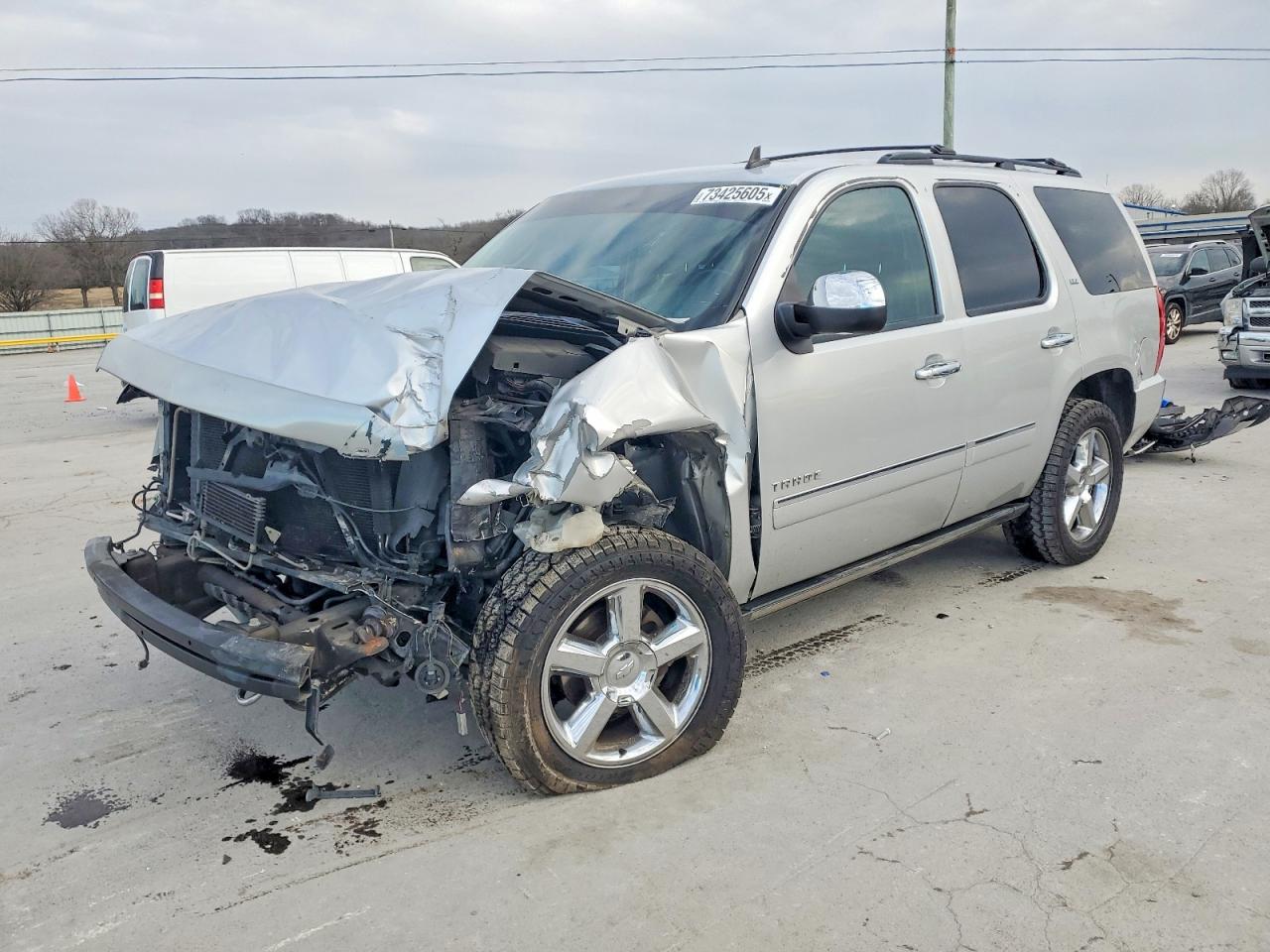 Salvage Chevrolet Tahoe Image