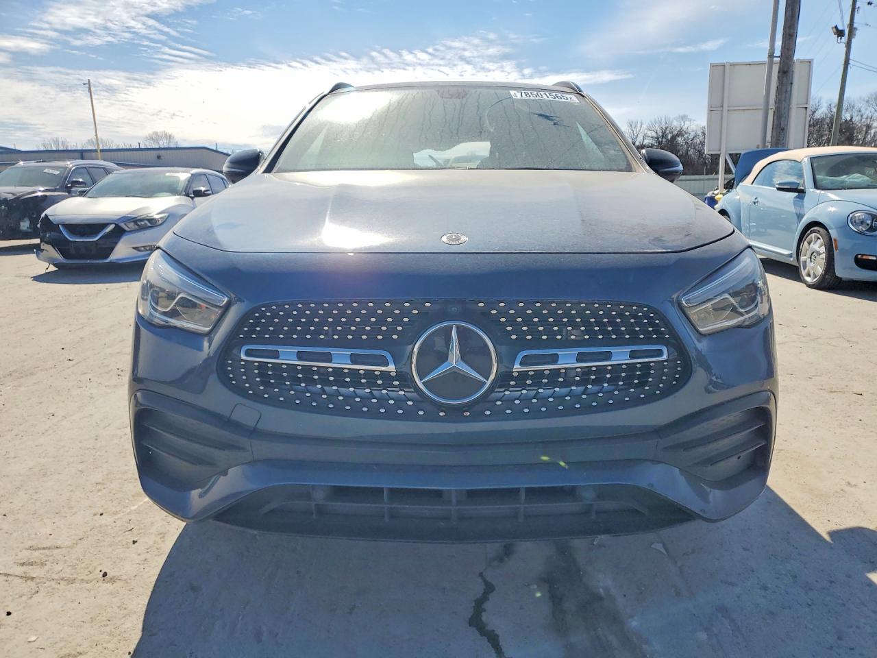 Mercedes-Benz GLA 250