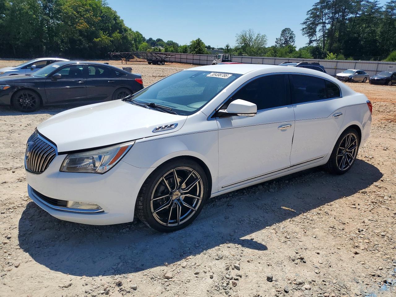 Salvage Buick LaCrosse Image