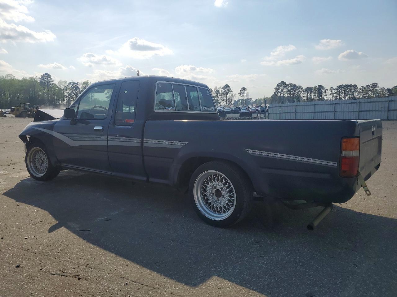 Toyota Pickup Deluxe