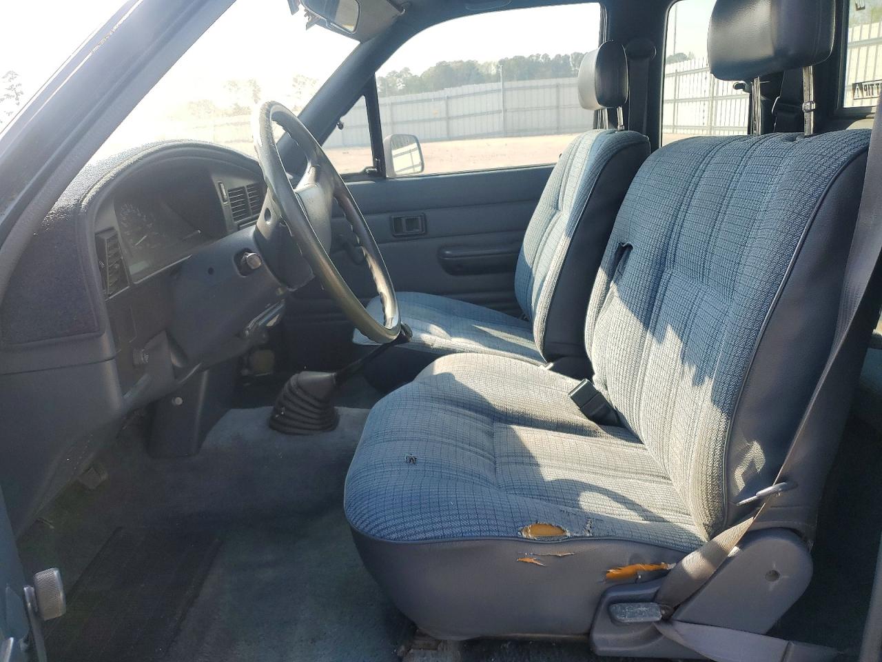 Toyota Pickup Deluxe