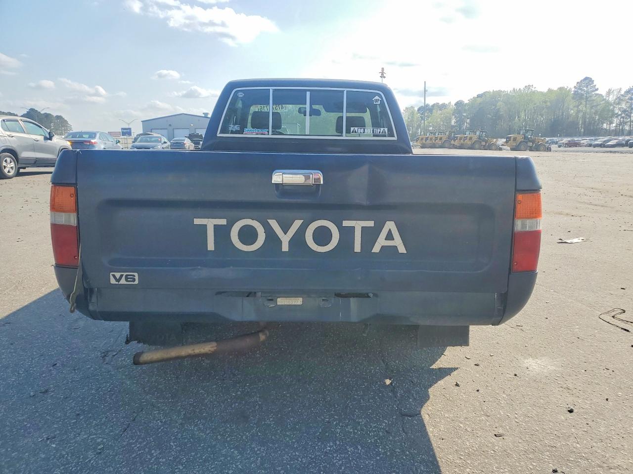 Toyota Pickup Deluxe
