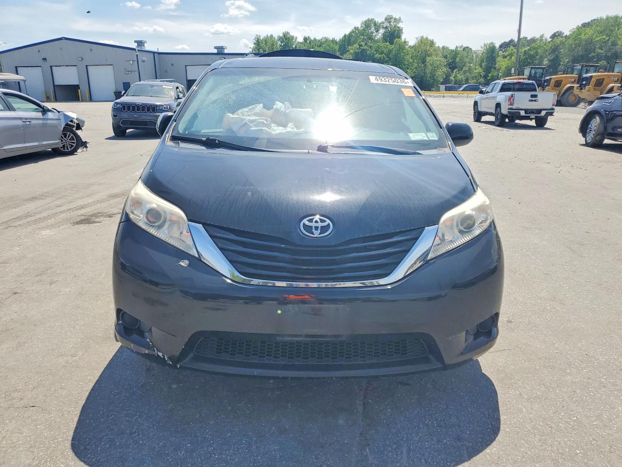 Toyota Sienna Le