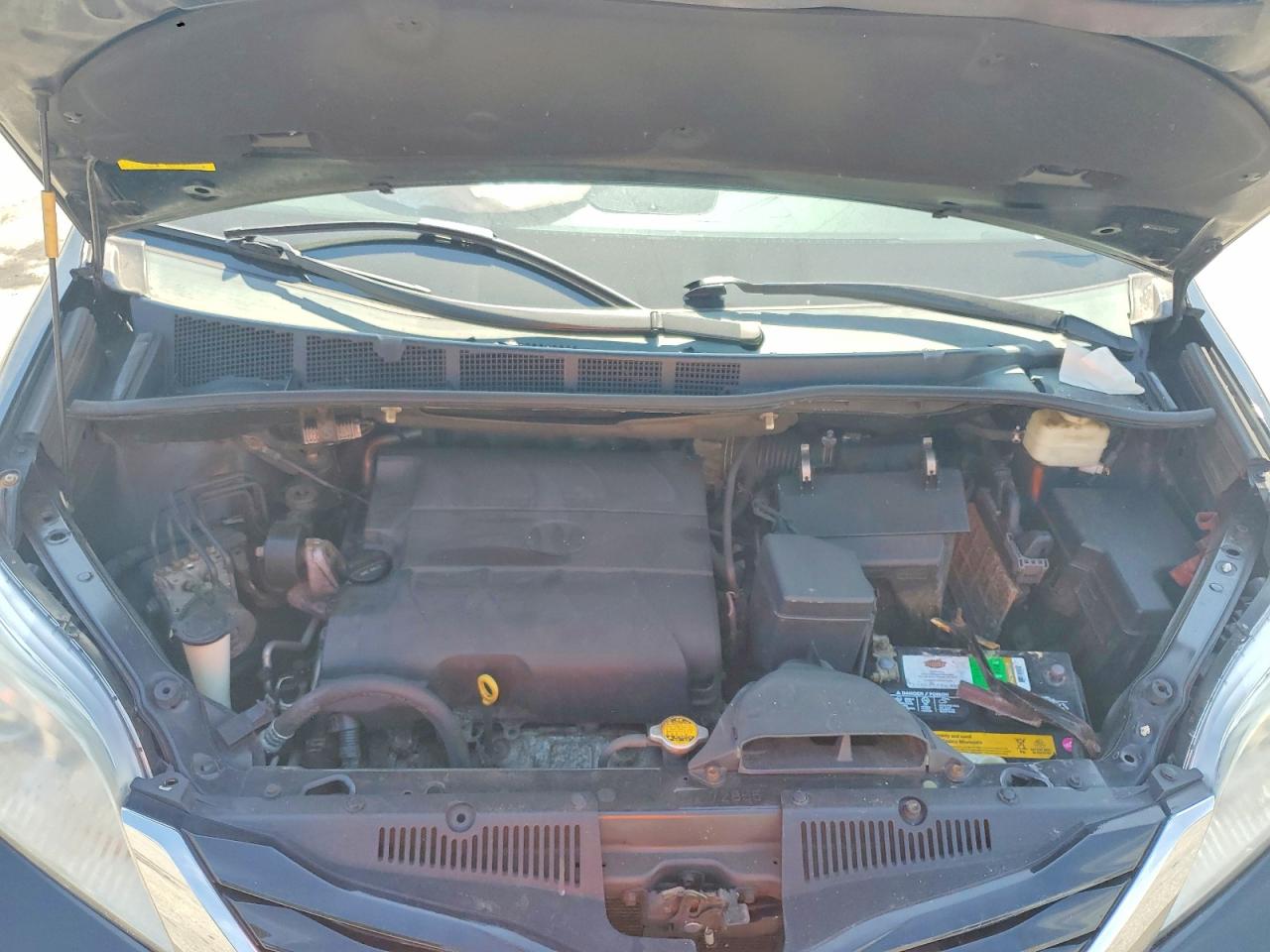 Toyota Sienna Le