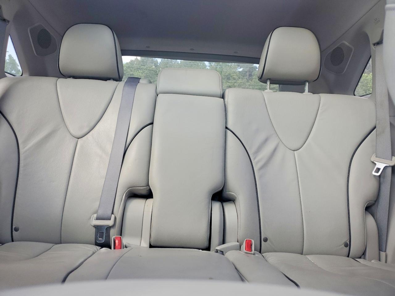 Toyota Venza Awd V6