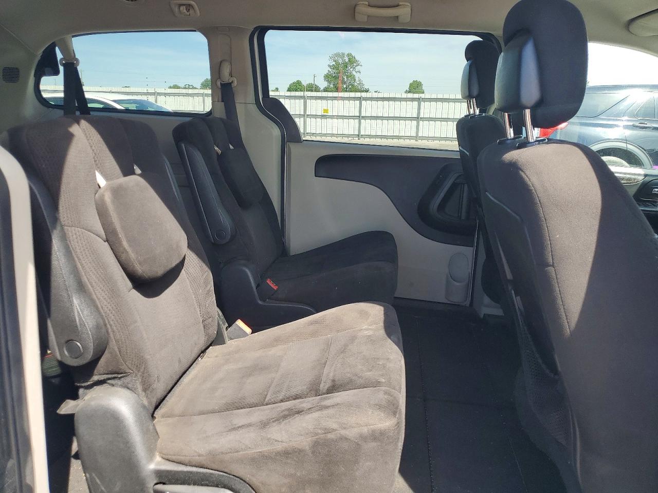 Dodge Caravan Sxt