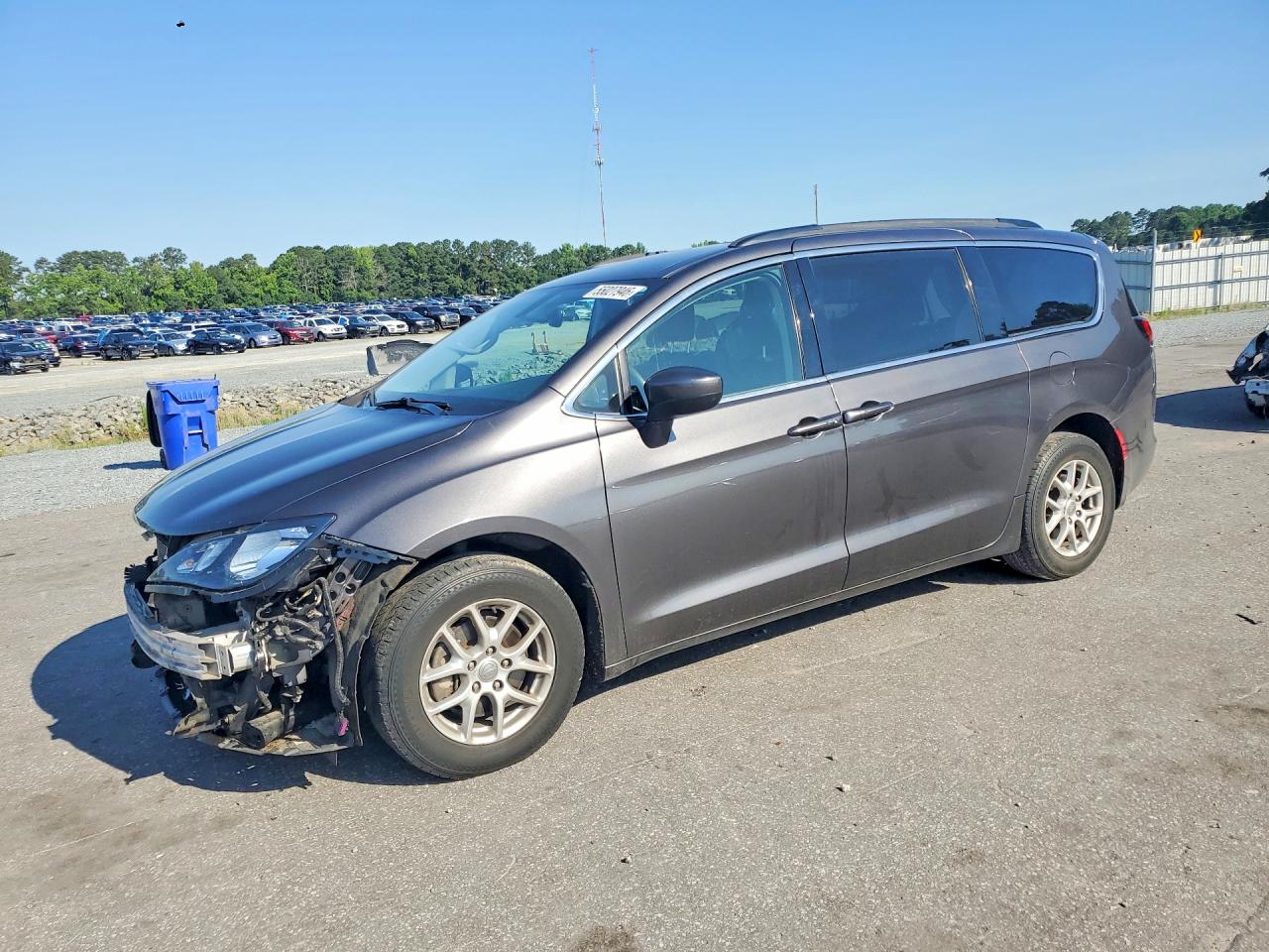 Salvage Chrysler Minivan Image