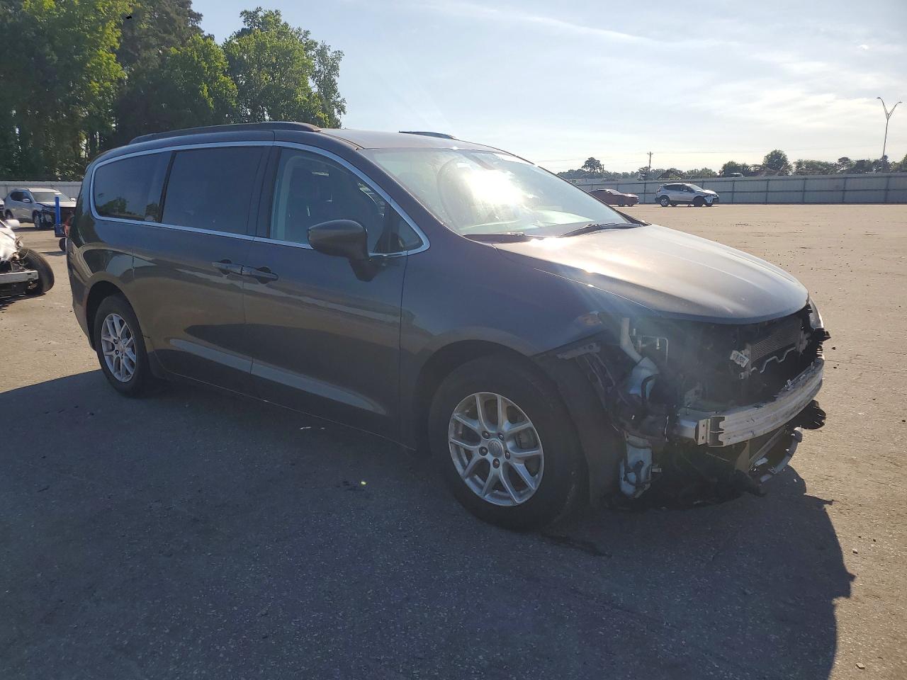 Chrysler Minivan Lxi