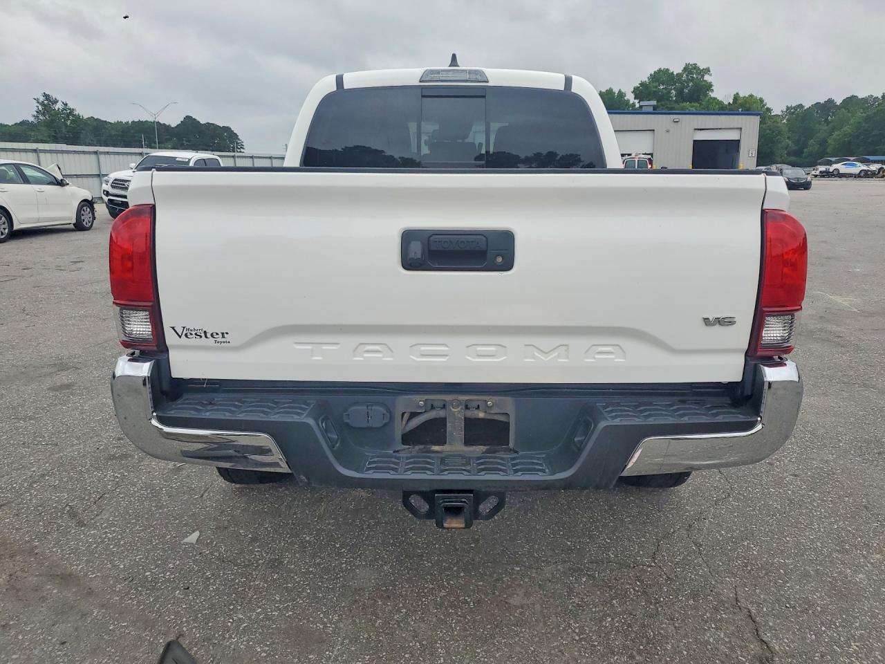 Toyota Tacoma Sr5 V6