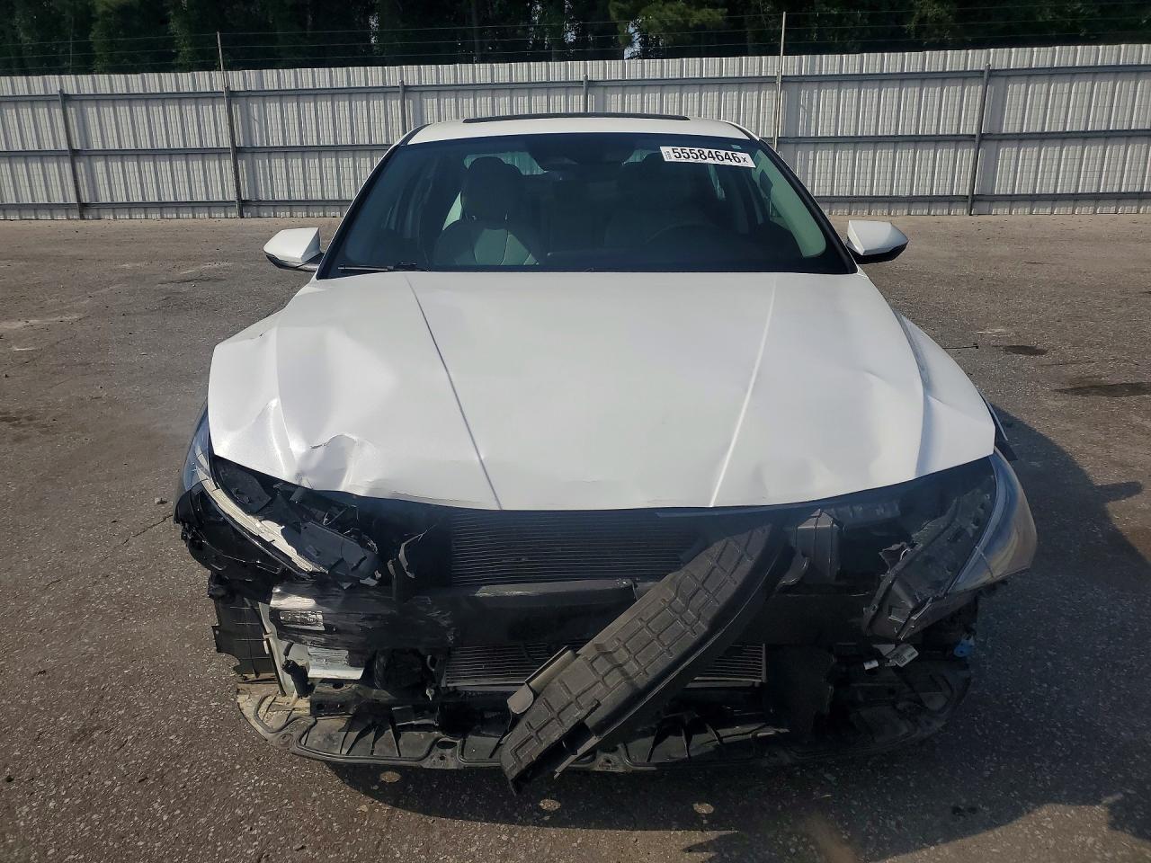 Hyundai ELANTRA Limited