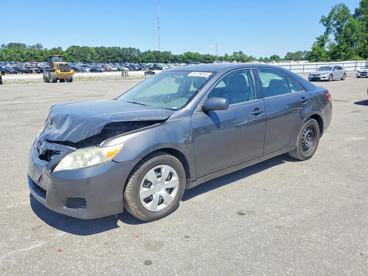 Salvage Toyota Camry Image