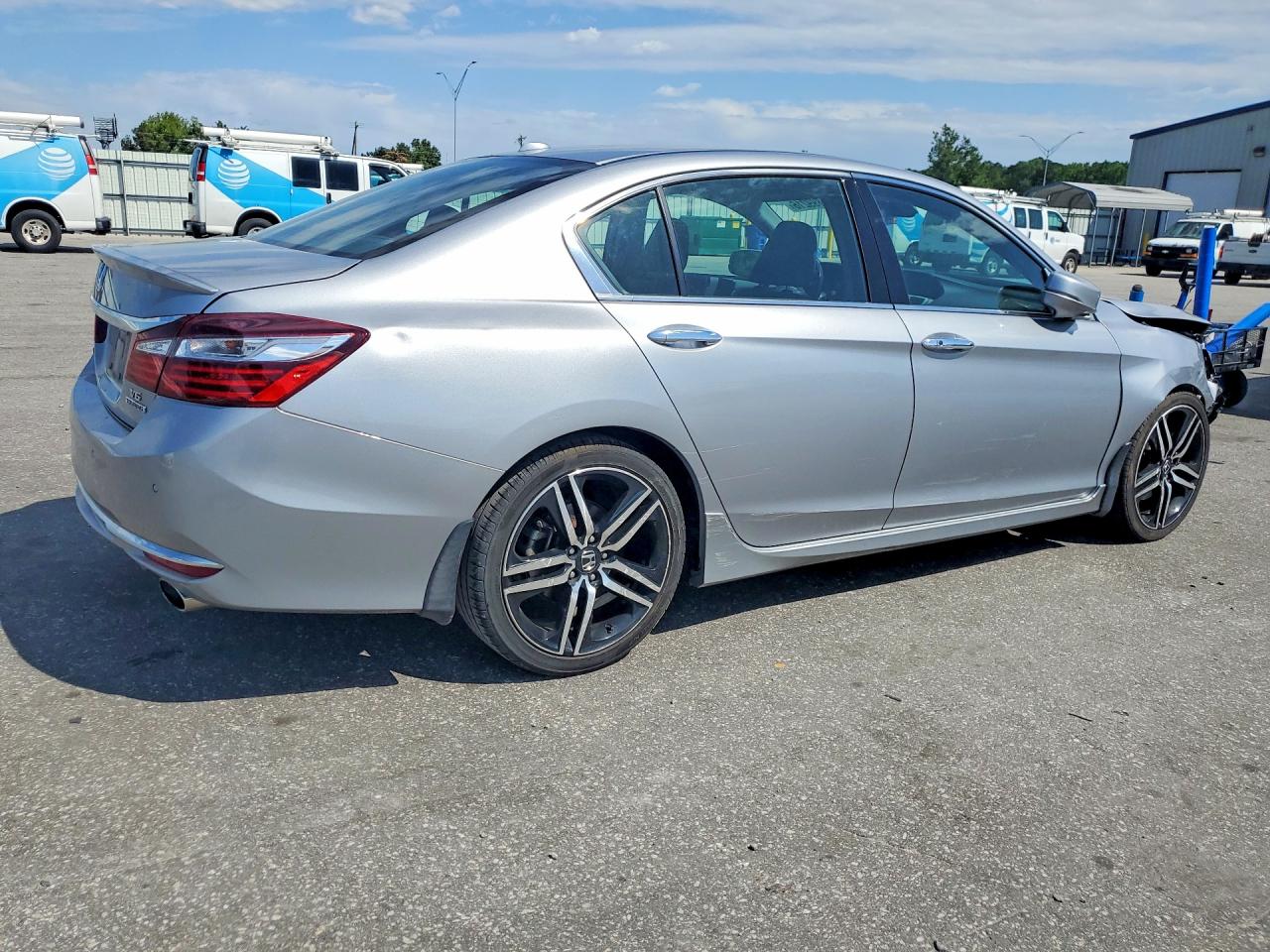 Honda Accord Touring