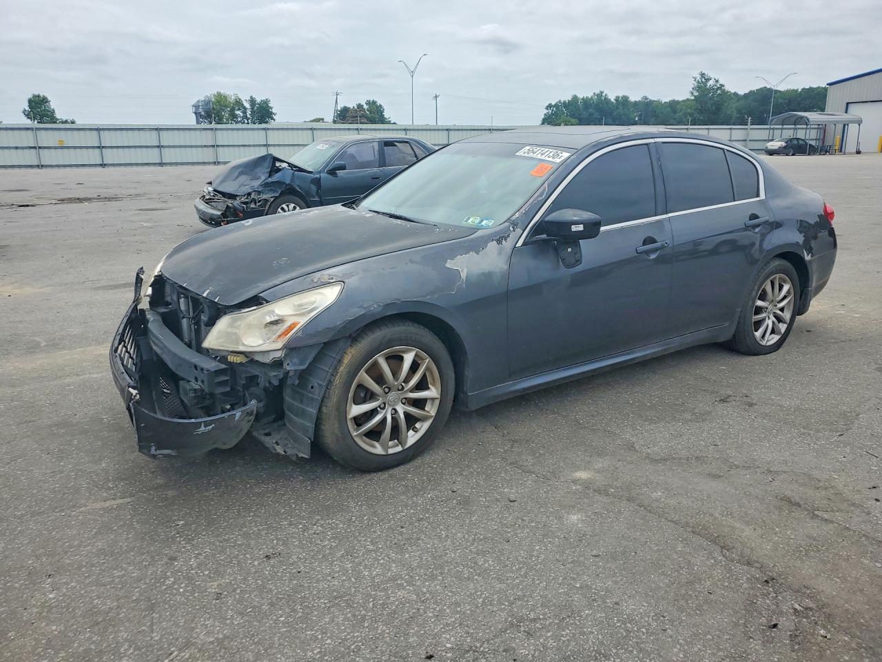 Salvage INFINITI G35 Image