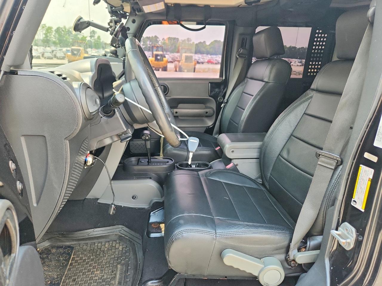 Jeep Wrangler X