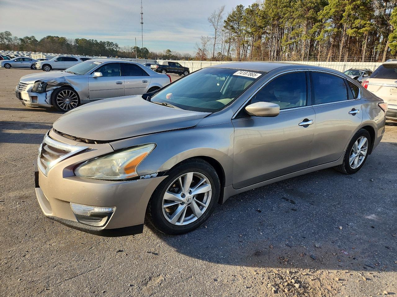 Salvage Nissan Altima Image