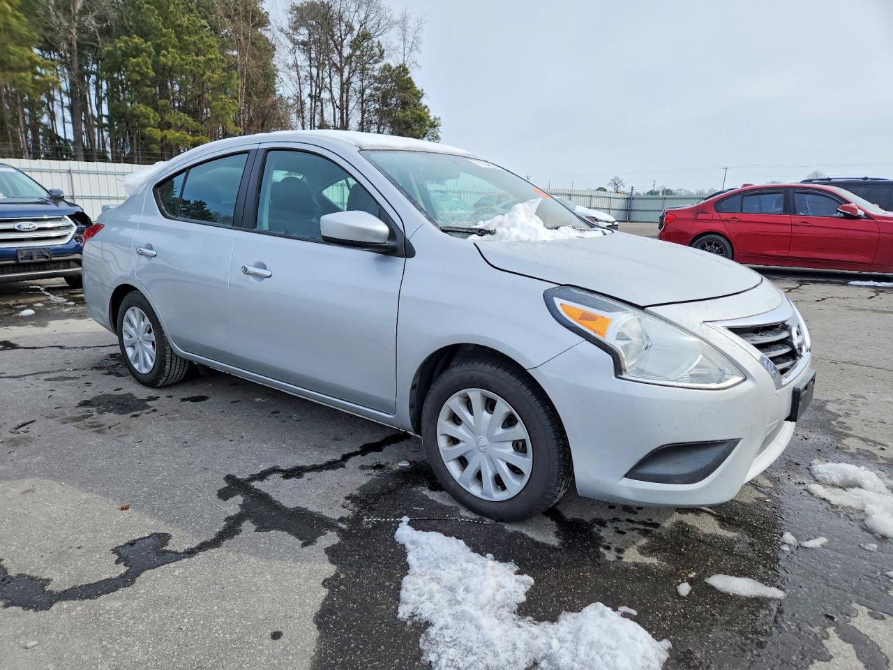 Nissan Versa S