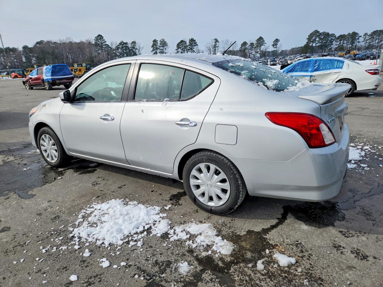 Nissan Versa S