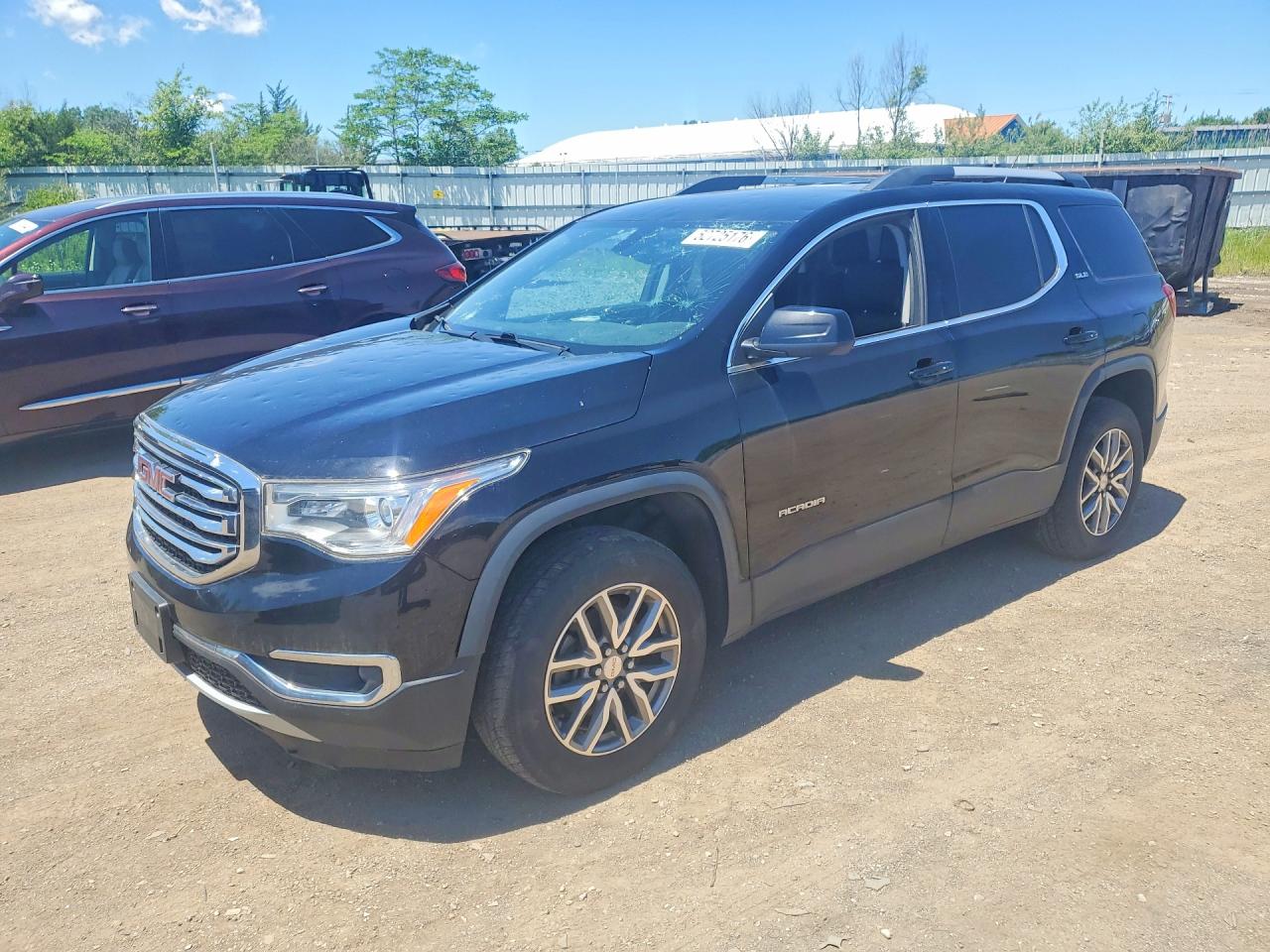 Salvage GMC Acadia Image