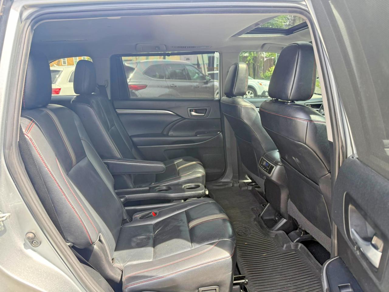Toyota Highlander Se