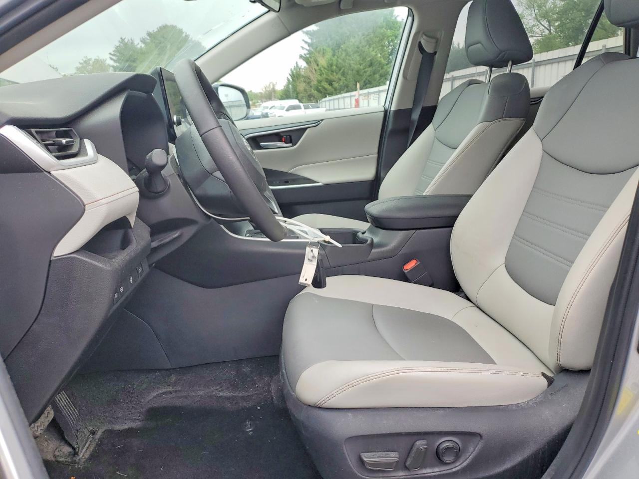 Toyota RAV4 Xle Premium
